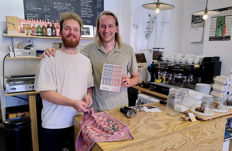 De Utrechtse Boekenbar doet het anders dan de rest: ‘Ik koop veel in via Instagram’