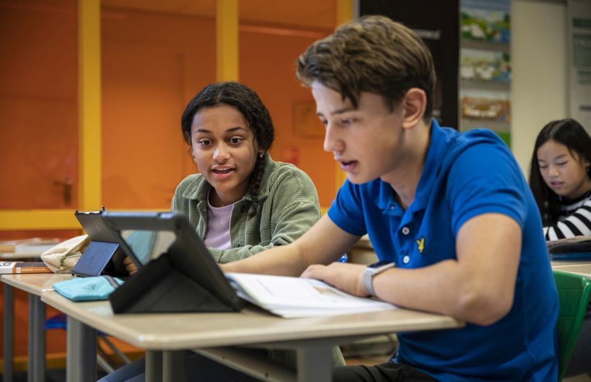 Educatief materiaal in Vlaanderen verschilt sterk van dat in Nederland 