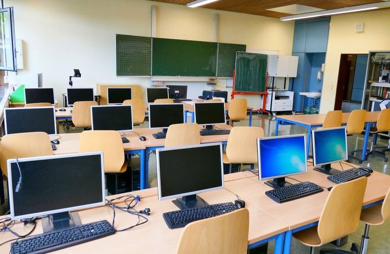 ACM start onderzoek naar markt (digitale) leermiddelen