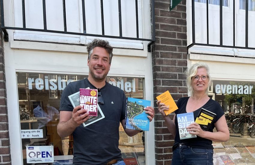 Reisboekhandel Evenaar vaart nieuwe koers