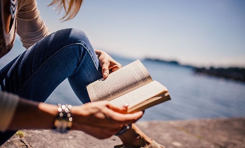 Omzet boekenbranche 2019: weer licht in de plus