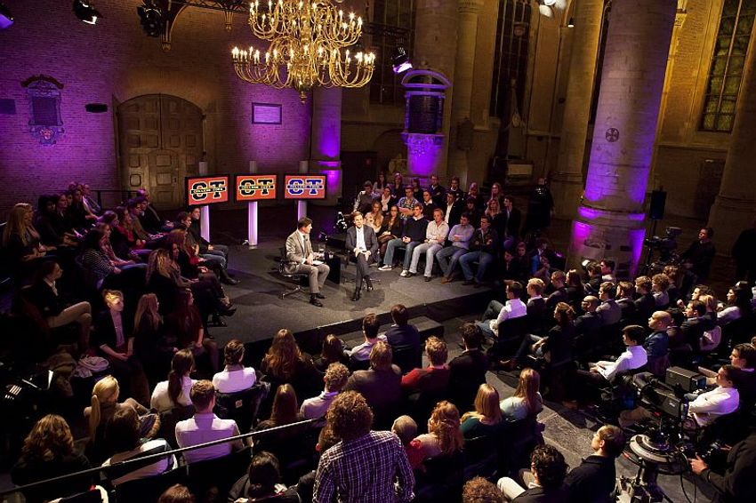 Mathijs van Nieuwkerk gaat College Tour presenteren
