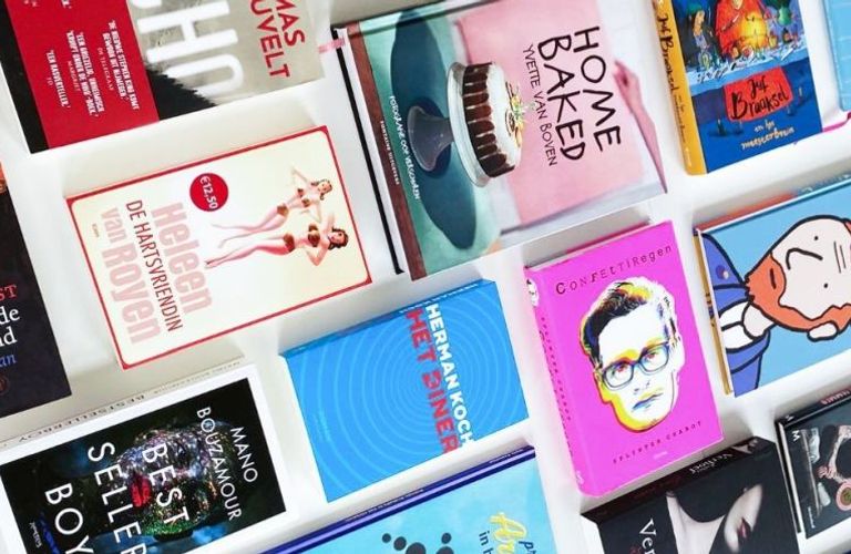 Kunst en boeken in duurzame expositie ‘Papier Hier’