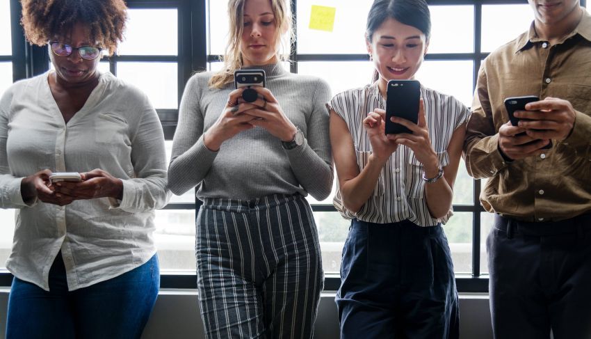 Facebook gaat ook in Nederland factchecken