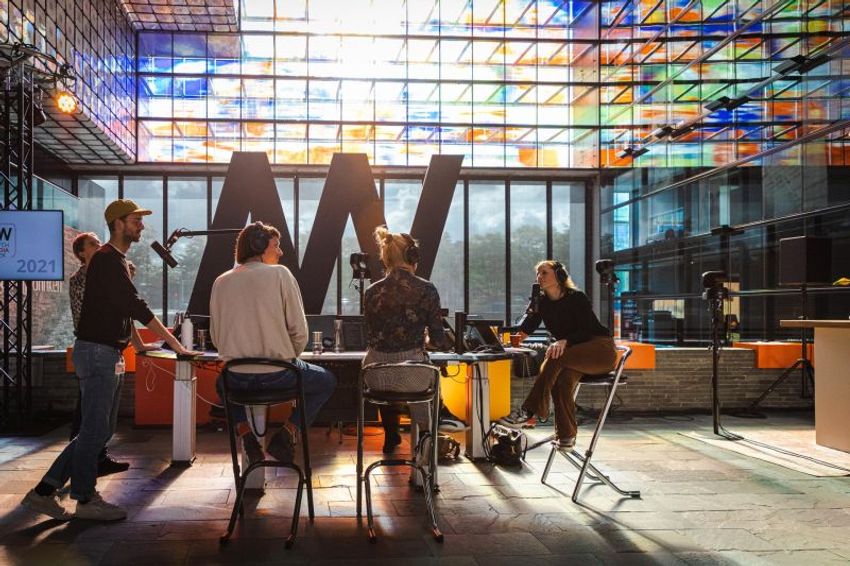 Recordpoging 200 uur lang podcasts maken tijdens Dutch Media Week