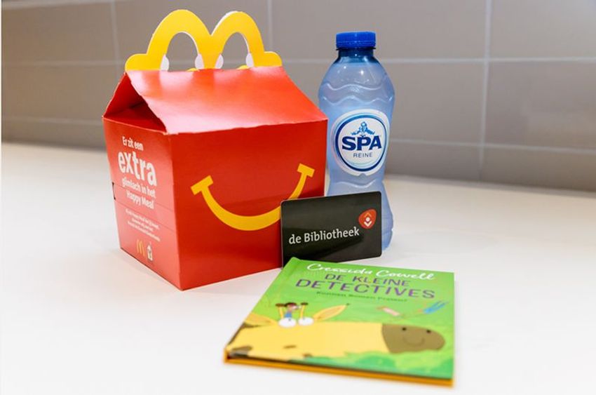 McDonald's biedt biebpas aan tijdens Kinderboekenweek