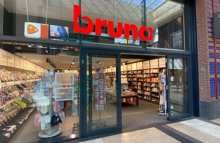 Vanaf 2024 worden 14 AKO’s op NS stations Bruna-winkels