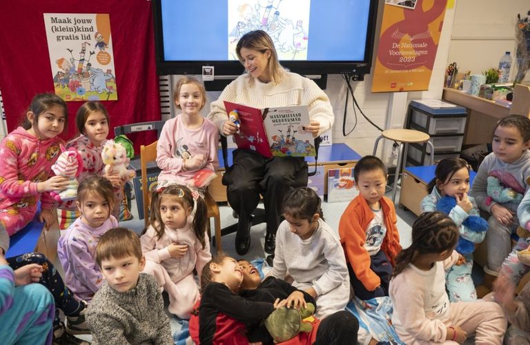 Nationale Voorleesdagen afgetrapt met Het Nationale Voorleesontbijt.