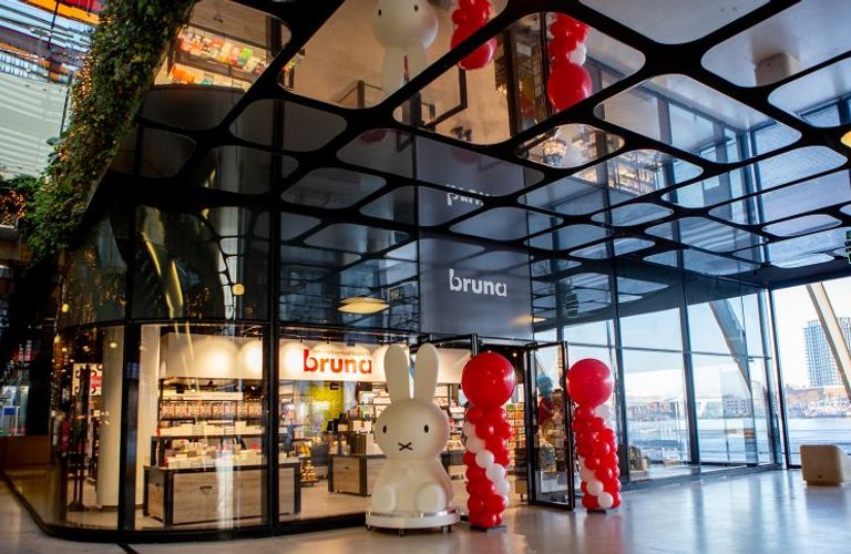 Station Amsterdam Centraal heeft primeur met nieuwe Bruna