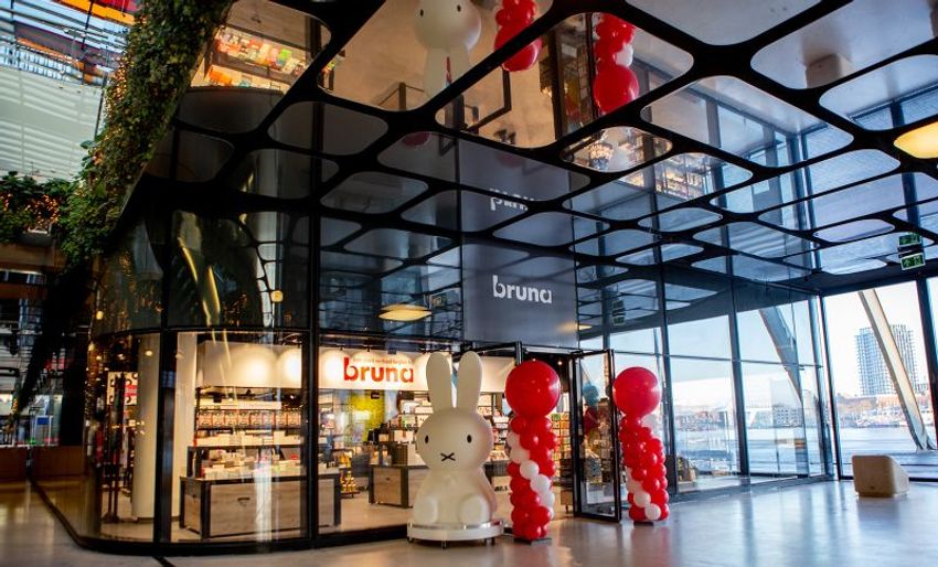 Station Amsterdam Centraal heeft primeur met nieuwe Bruna