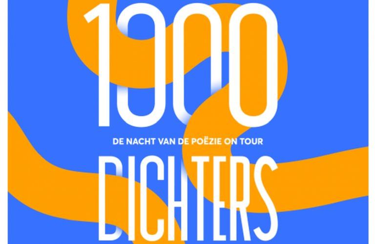 Dichter des Vaderlands Babs Gons op tournee met 1000 dichters