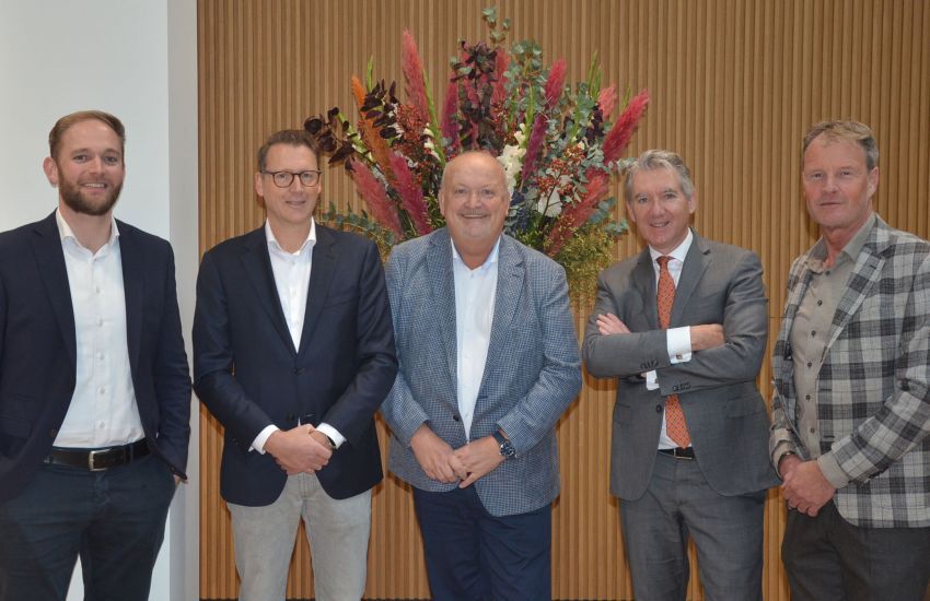 Uitgeverij EduHint neemt uitgeverij Intertaal over