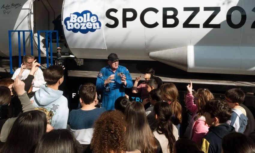 Lezen als superkracht: Bollebozen en SpaceBuzz brengen leesmissies naar basisscholen