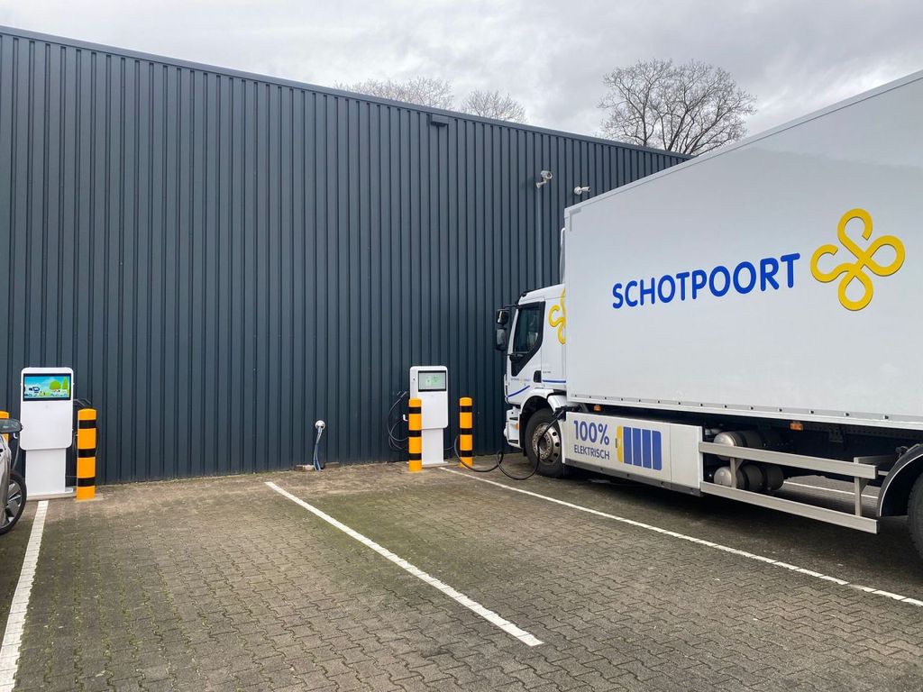 Schotpoort komt met laadplein voor e-trucks