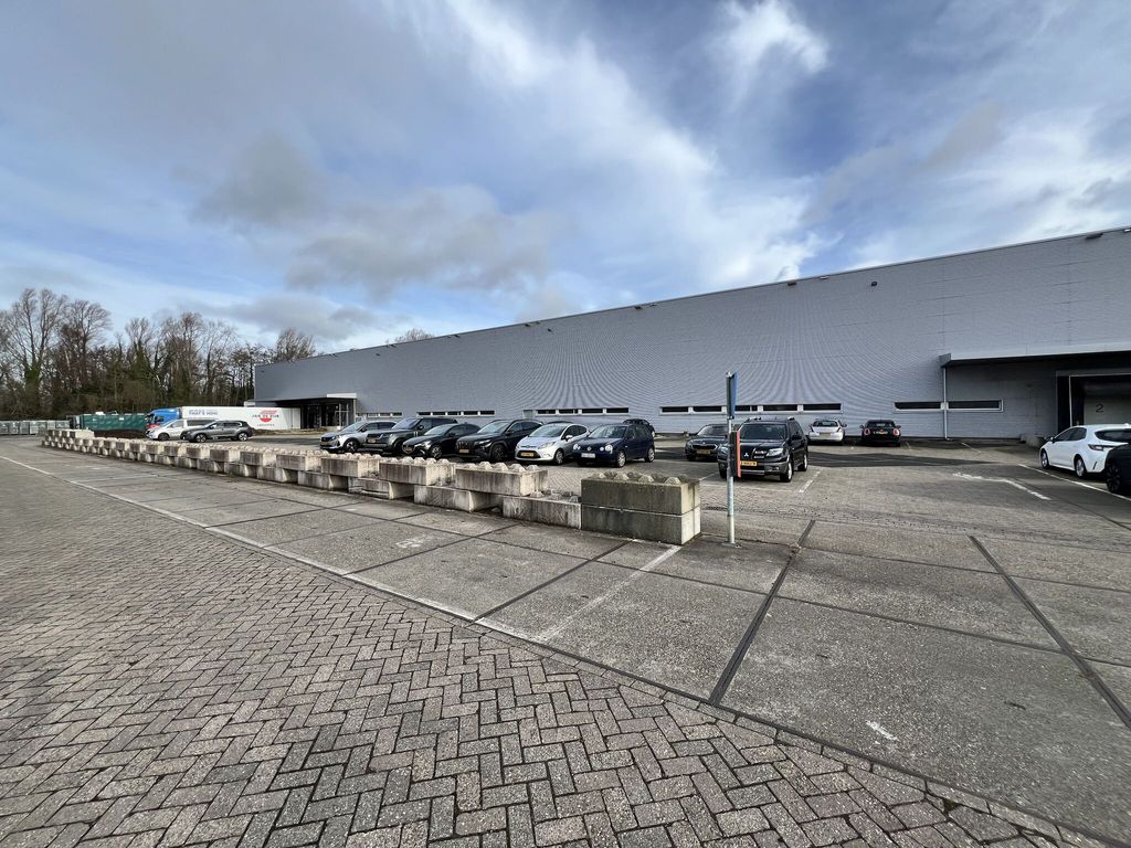 Vogue Bike huurt bedrijfsruimte in Aalsmeer