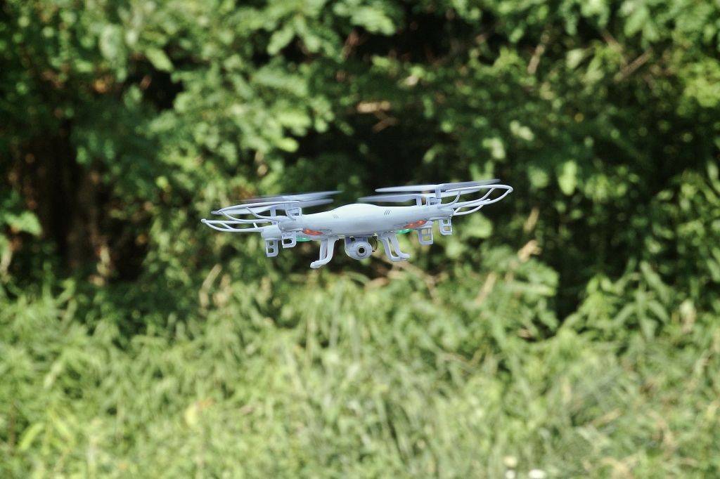 Dit luxe e-commerce fulfillment platform gebruikt drones om voorraden te beheren
