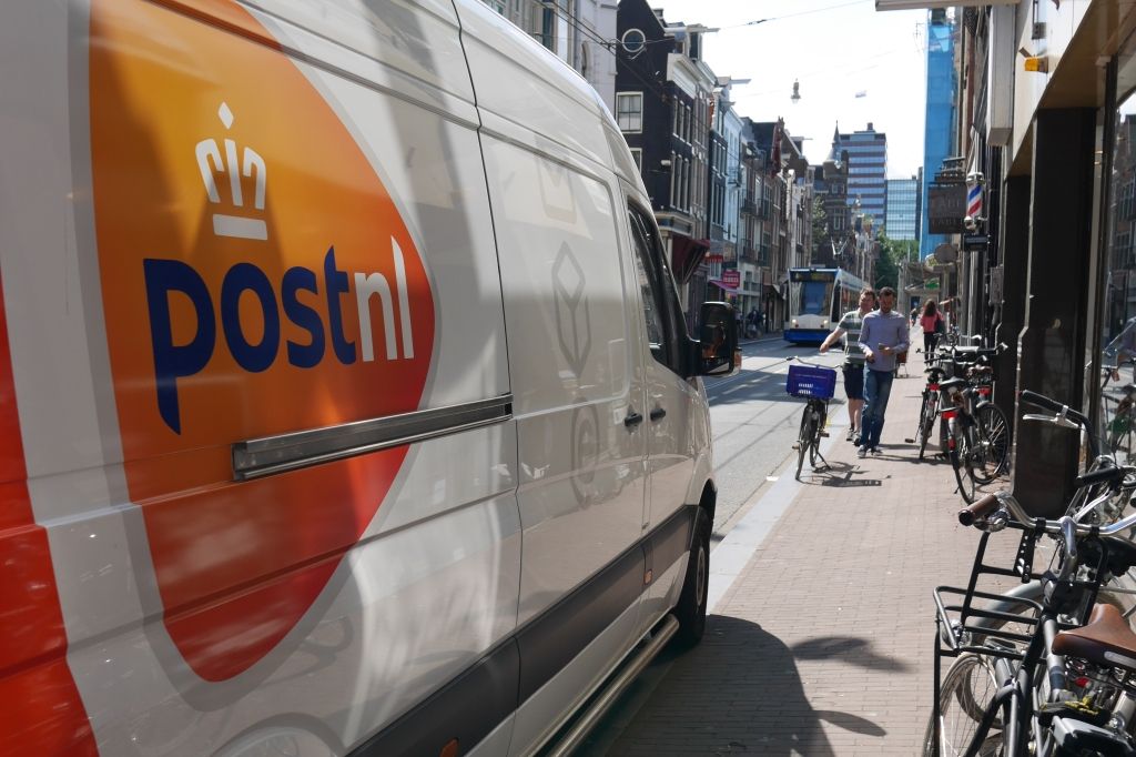 FNV niet blij met loonsverhoging PostNL