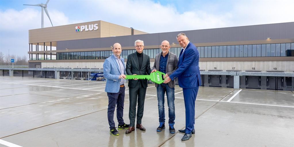 Plus neemt nieuw distributiecentrum in Deventer in gebruik