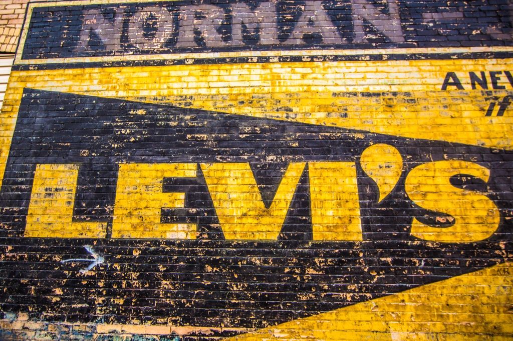 Hoe Levi's AI inzet om e-commerce fulfillment te stroomlijnen