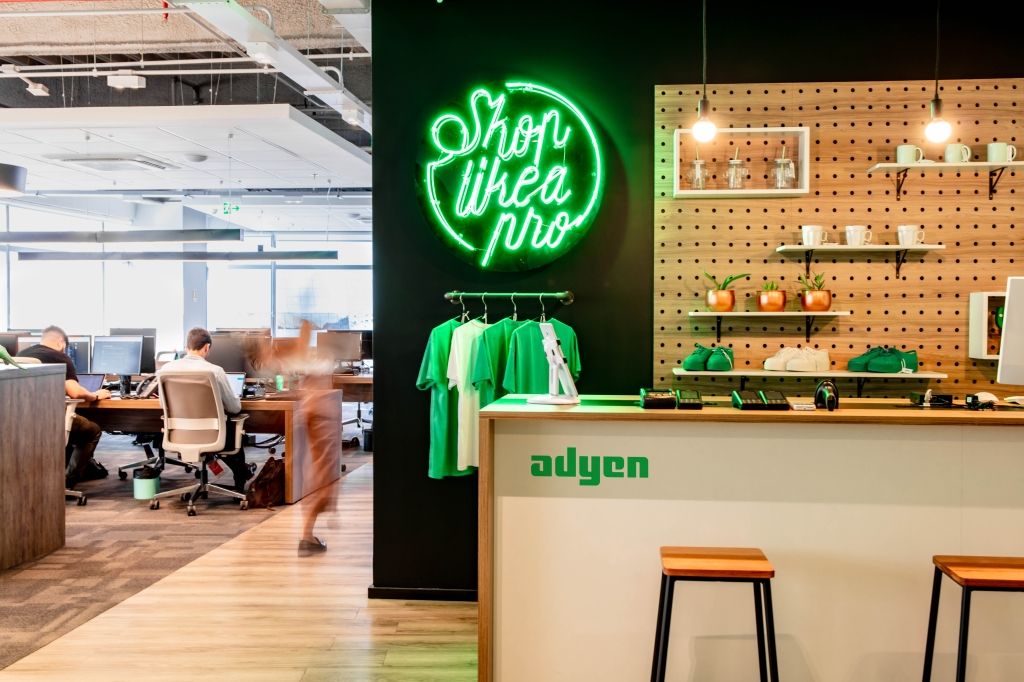 Adyen blijft hard groeien, vooral in betaalautomaten