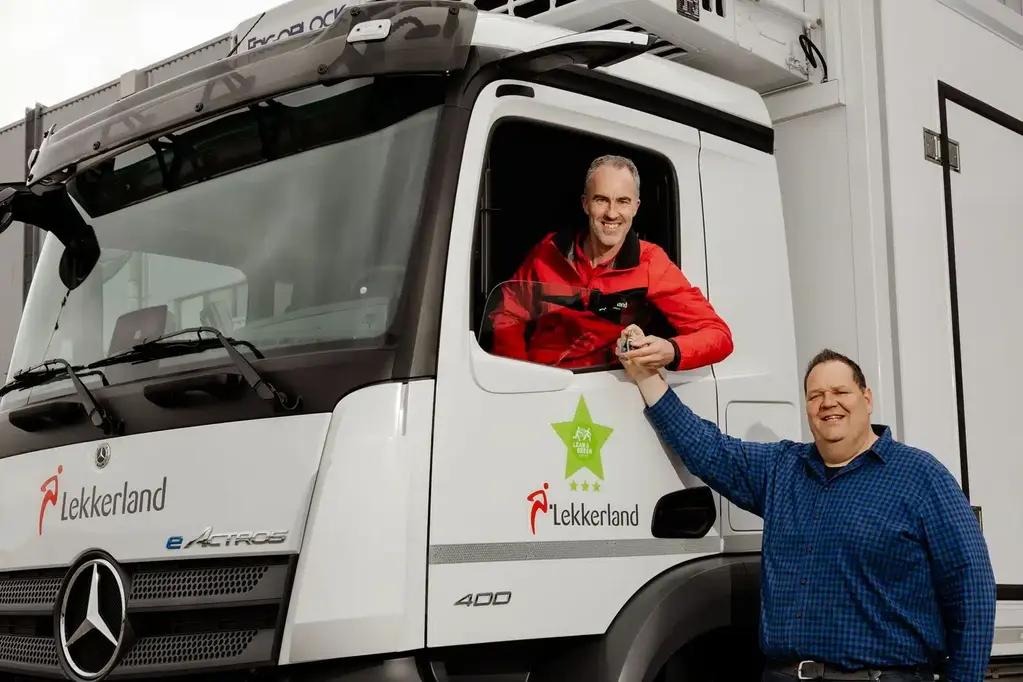 Lekkerland neemt eerste elektrische vrachtwagen in gebruik