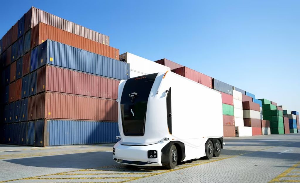 DP World en Einride lanceren vloot van autonome elektrische vrachtwagens