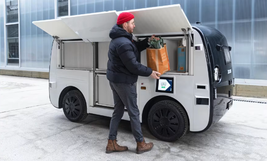 Autonome SRV-wagen 'Migronomous' terug in garage