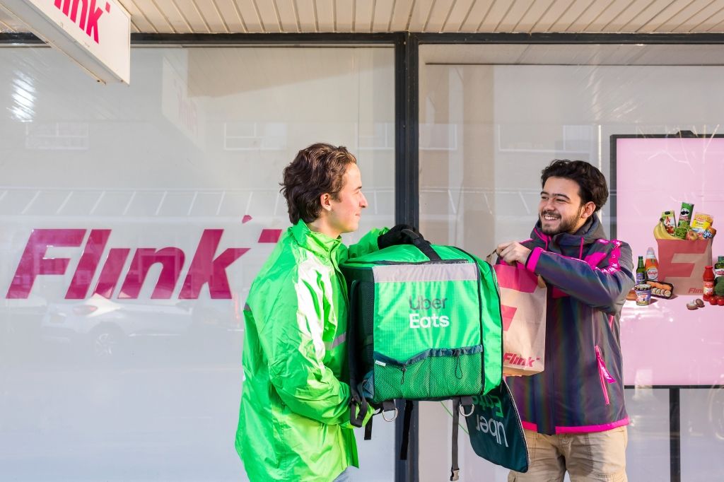 Boodschappen Flink nu ook te bestellen via Uber Eats