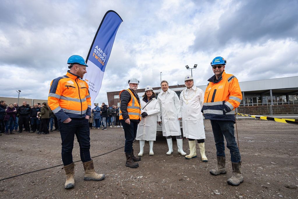 Bouw houten bedrijfsgebouw Blueprint Automation van start