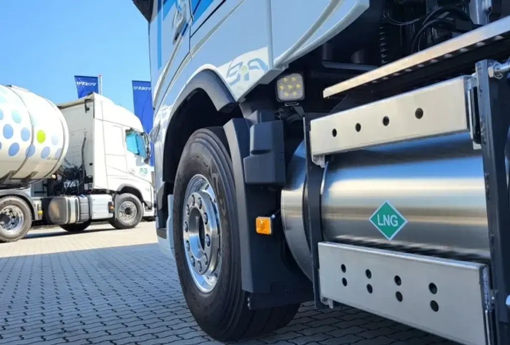 AB Texel kiest niet voor e-trucks, maar voor 50 Bio-LNG trucks