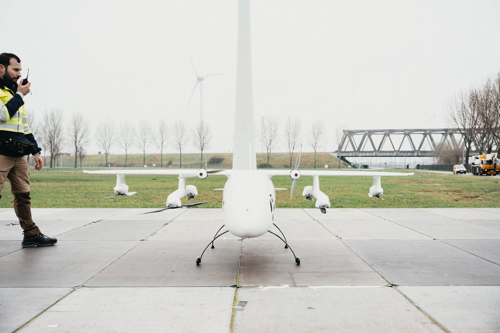 Dronedienst voor pakketlevering gelanceerd in Haven van Antwerpen