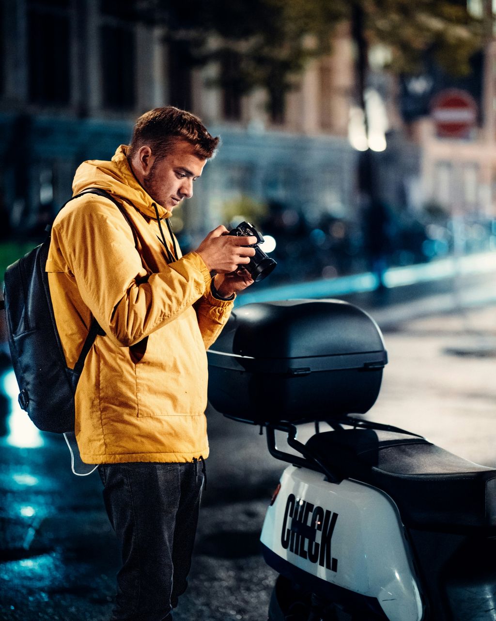 Uitstootvrije zone voor bromfietsen en scooters vanaf 2025 in Amsterdam