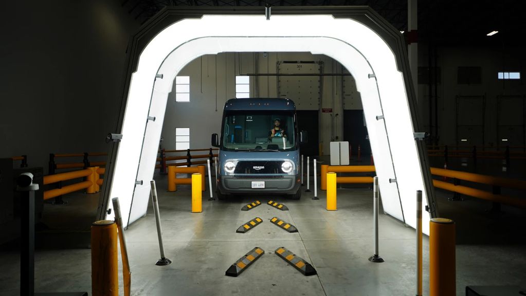 Amazon introduceert AI-technologie voor veiligere bestelbussen