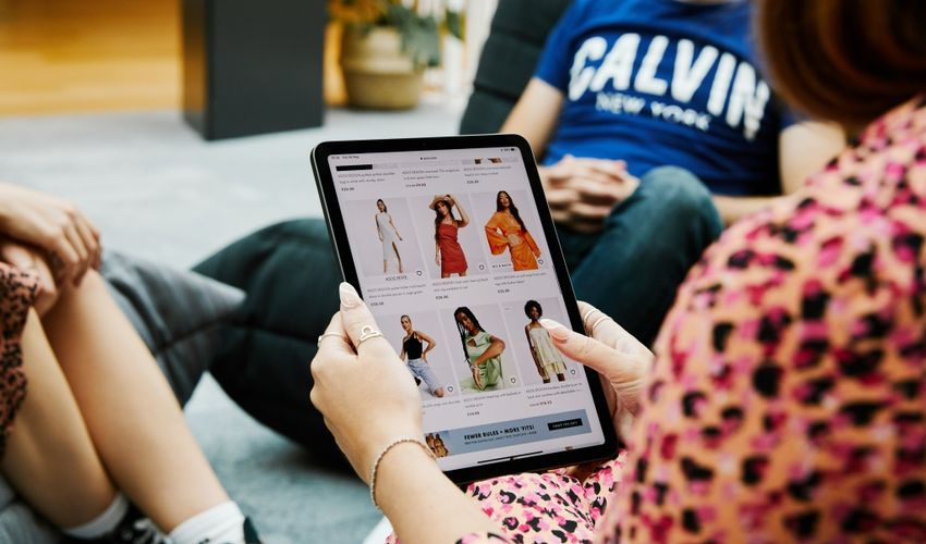 Asos is weer winstgevend na dalende verkoopcijfers