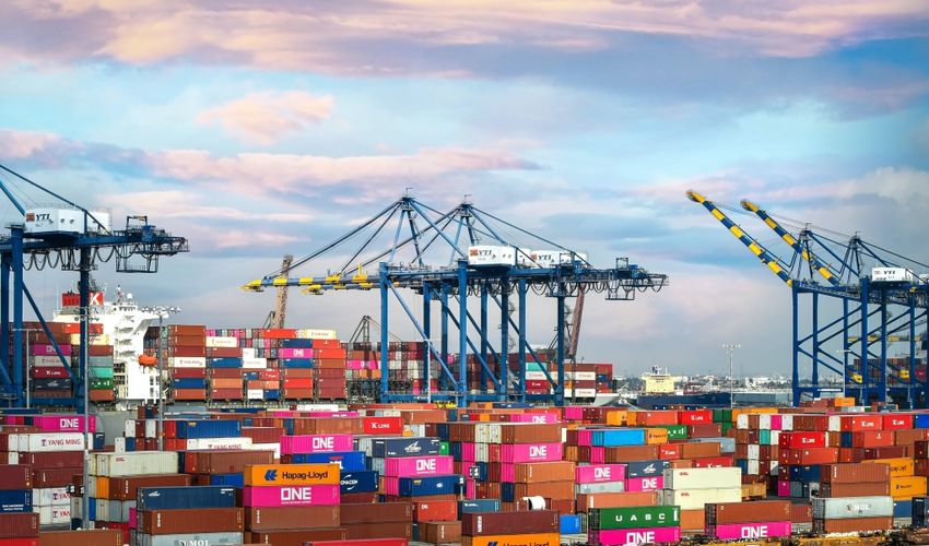 4% meer containeroverslag in Chinese havens
