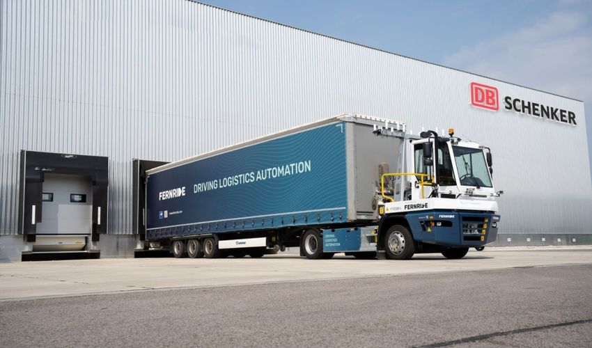 DB Schenker neemt autonome yardtrekker in gebruik van startup Fernride