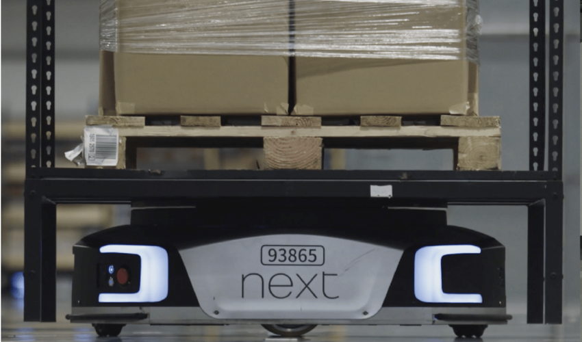 Hoe Geek+ Robots 16.000 stuks per dag verwerken voor Next