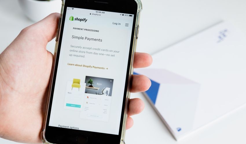 Shopify ontslaat 10% van het personeel na optimistische inschatting CEO