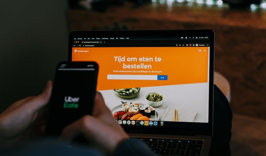 Thuisbezorgd gaat boodschappen van Amazing Oriental bezorgen