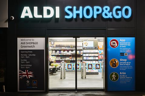 Aldi opent eerste kassaloze supermarkt