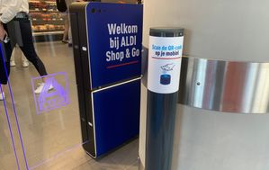 Aldi laat klanten in kassaloze winkel ook zonder app betalen