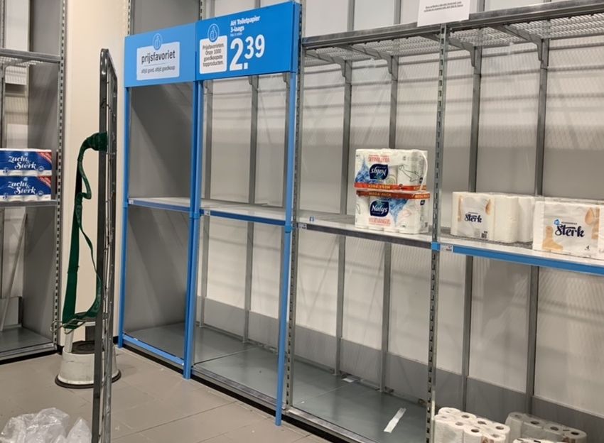 Nog steeds lege supermarktschappen