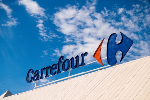 Carrefour introduceert gerobotiseerd afhaalpunt