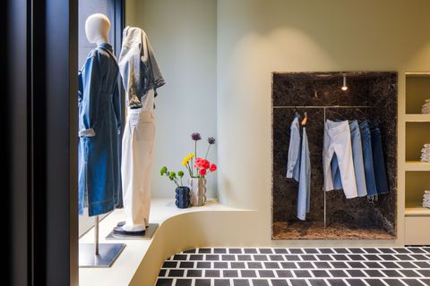 ​​​​​​​Dit is de derde Closed-winkel in Amsterdam