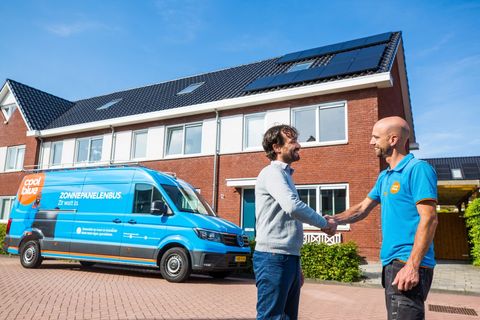 Coolblue verkoopt en installeert zonnepanelen