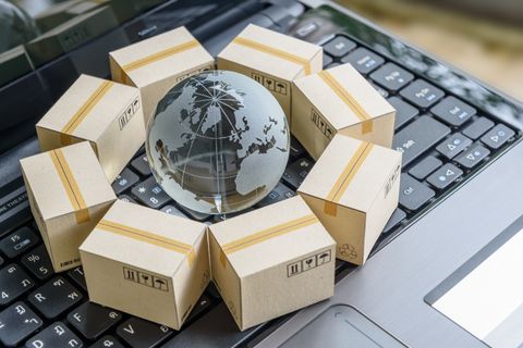 'Nederlanders besteden online 4 miljard euro over de grens'