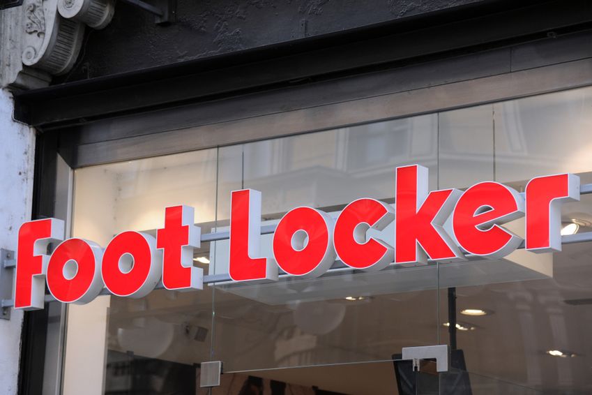 Foot Locker rolt nieuw retailconcept uit, investeert in sneakermarktplaats