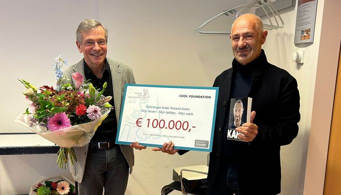 Biografie Kahn brengt 100.000 euro op voor kankeronderzoek