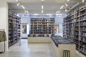 De Rode Winkel gaat mee met de tijd