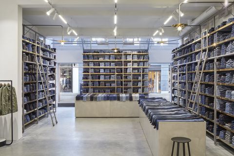 De Rode Winkel gaat mee met de tijd